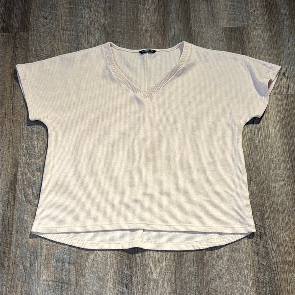 SHEIN Cream V-Neck Short Sleeve Top